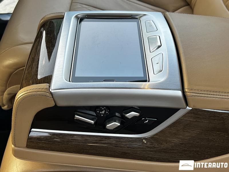 2015 BMW 740 — Miniatură 19