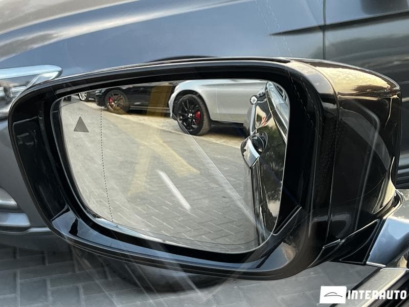 2015 BMW 740 — Miniatură 23