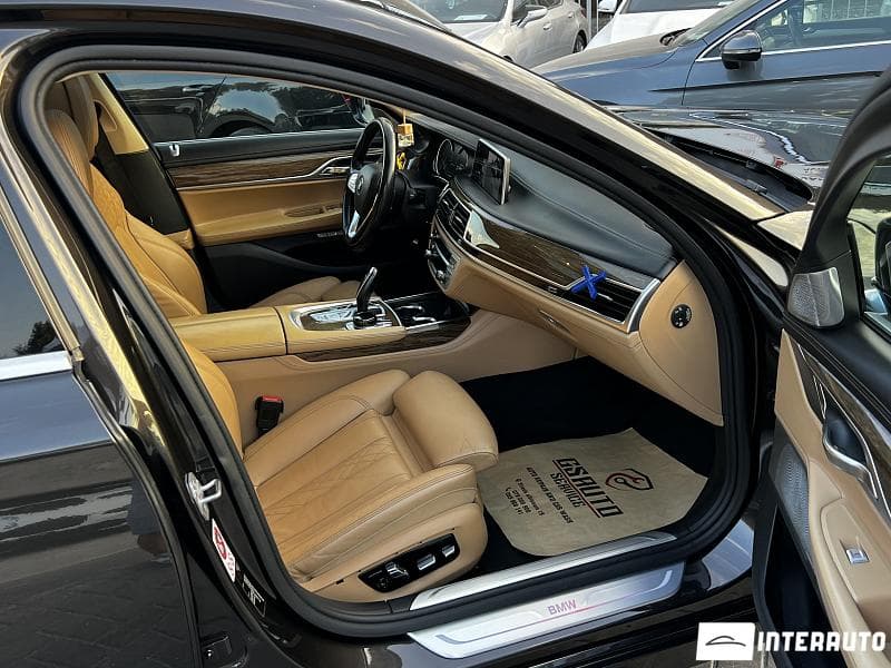 2015 BMW 740 — Miniatură 6