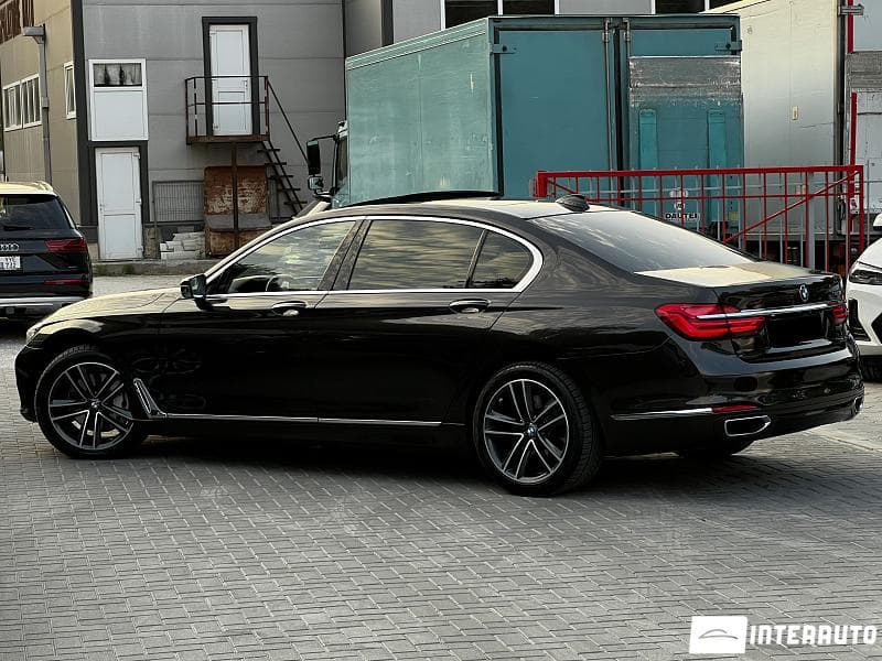 2015 BMW 740 — Miniatură 4
