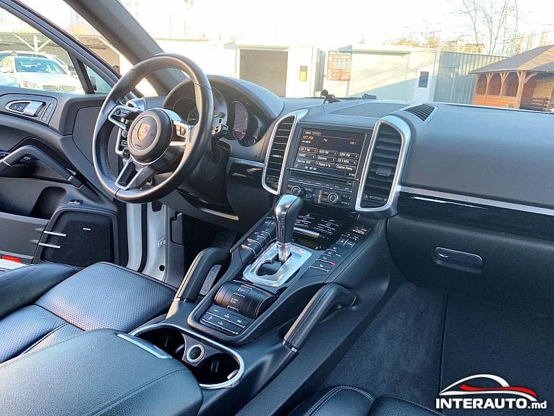 Porsche Cayenne S Hybrid 2015 — Миниатюра 6