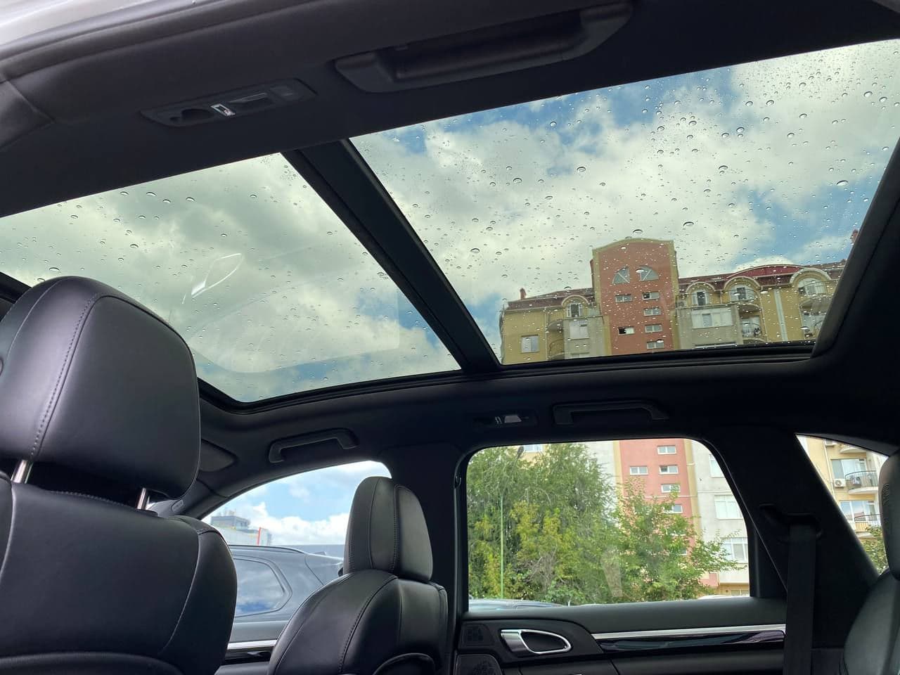 Porsche Cayenne 2018 — Миниатюра 17