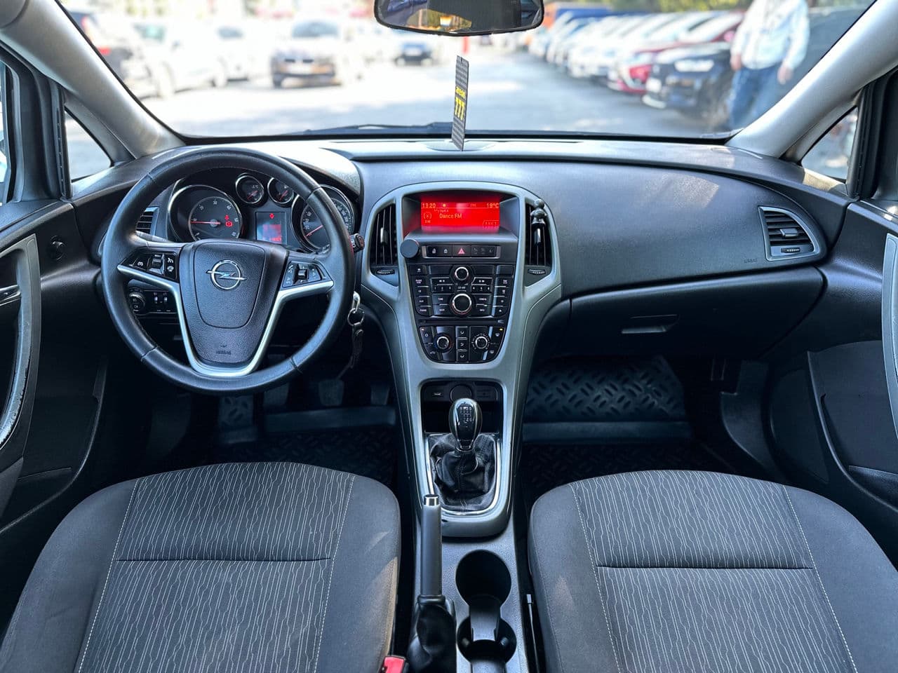 Opel Astra 2013 — Миниатюра 13