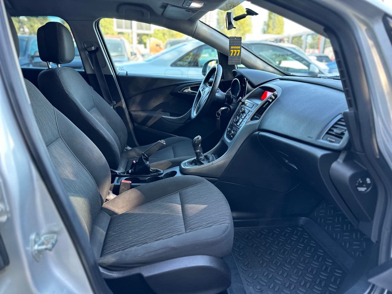 Opel Astra 2013 — Миниатюра 16
