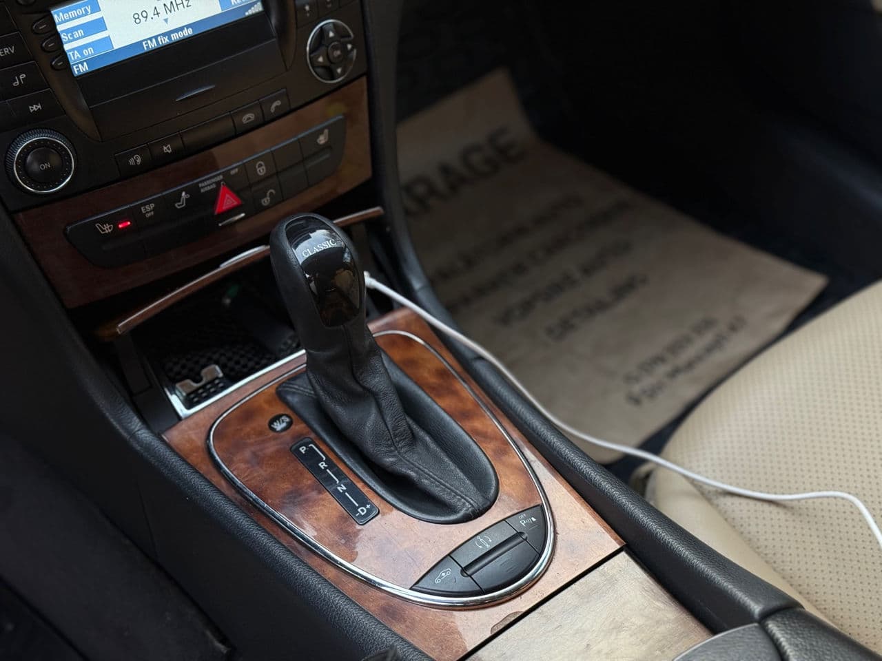 Mercedes E 240 2002 — Миниатюра 12