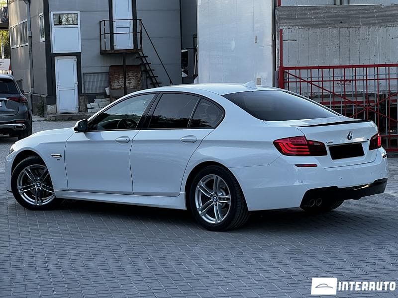 BMW 520 2015 — Миниатюра 2