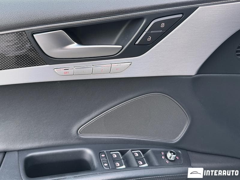 Audi S8 2016 — Миниатюра 15