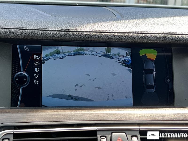BMW 730 2010 — Миниатюра 13