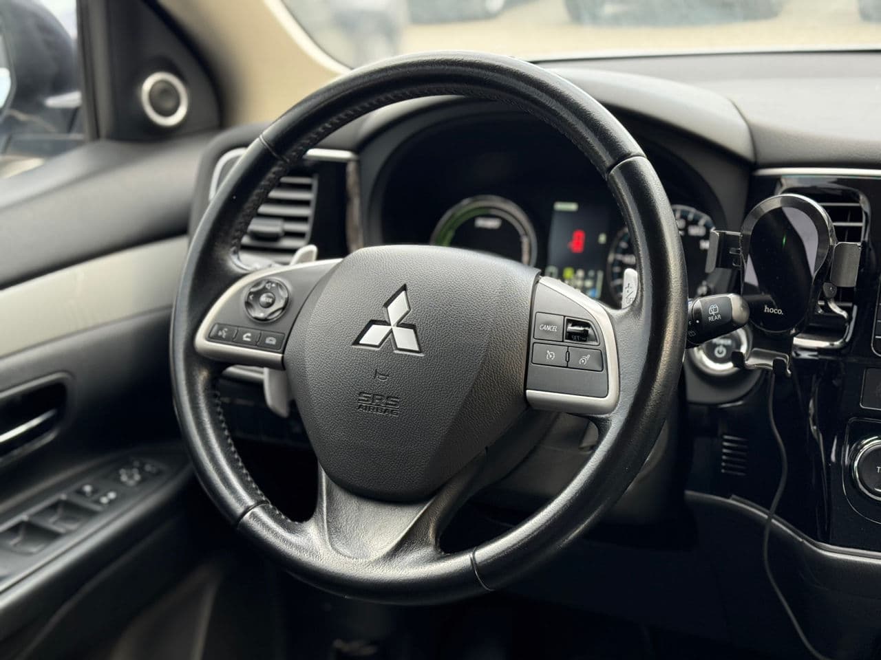 Mitsubishi Outlander 2014 — Миниатюра 11