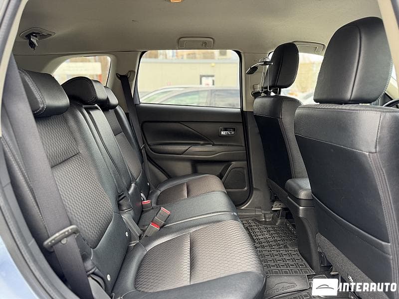 Mitsubishi Outlander 2014 — Миниатюра 17