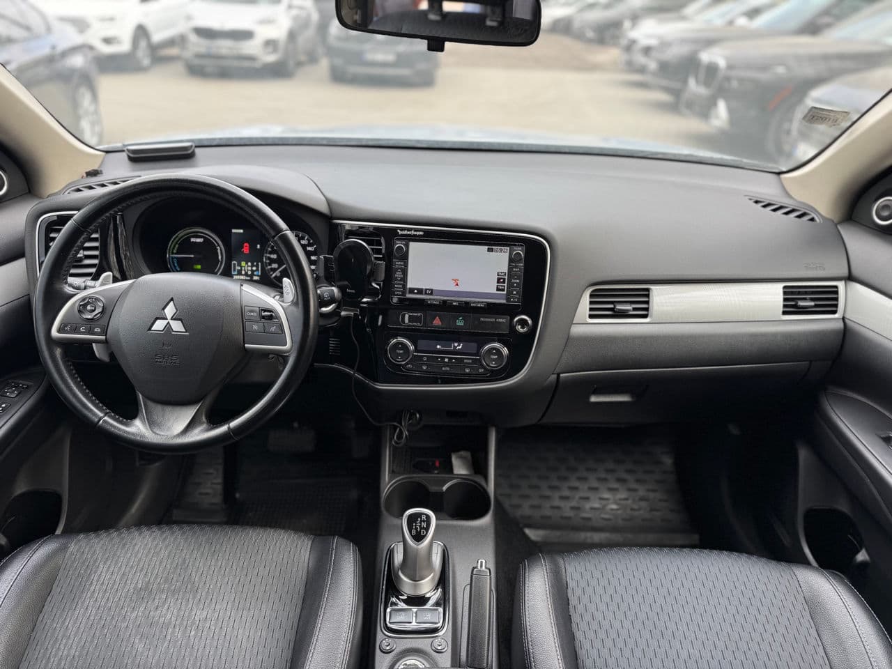 Mitsubishi Outlander 2014 — Миниатюра 15
