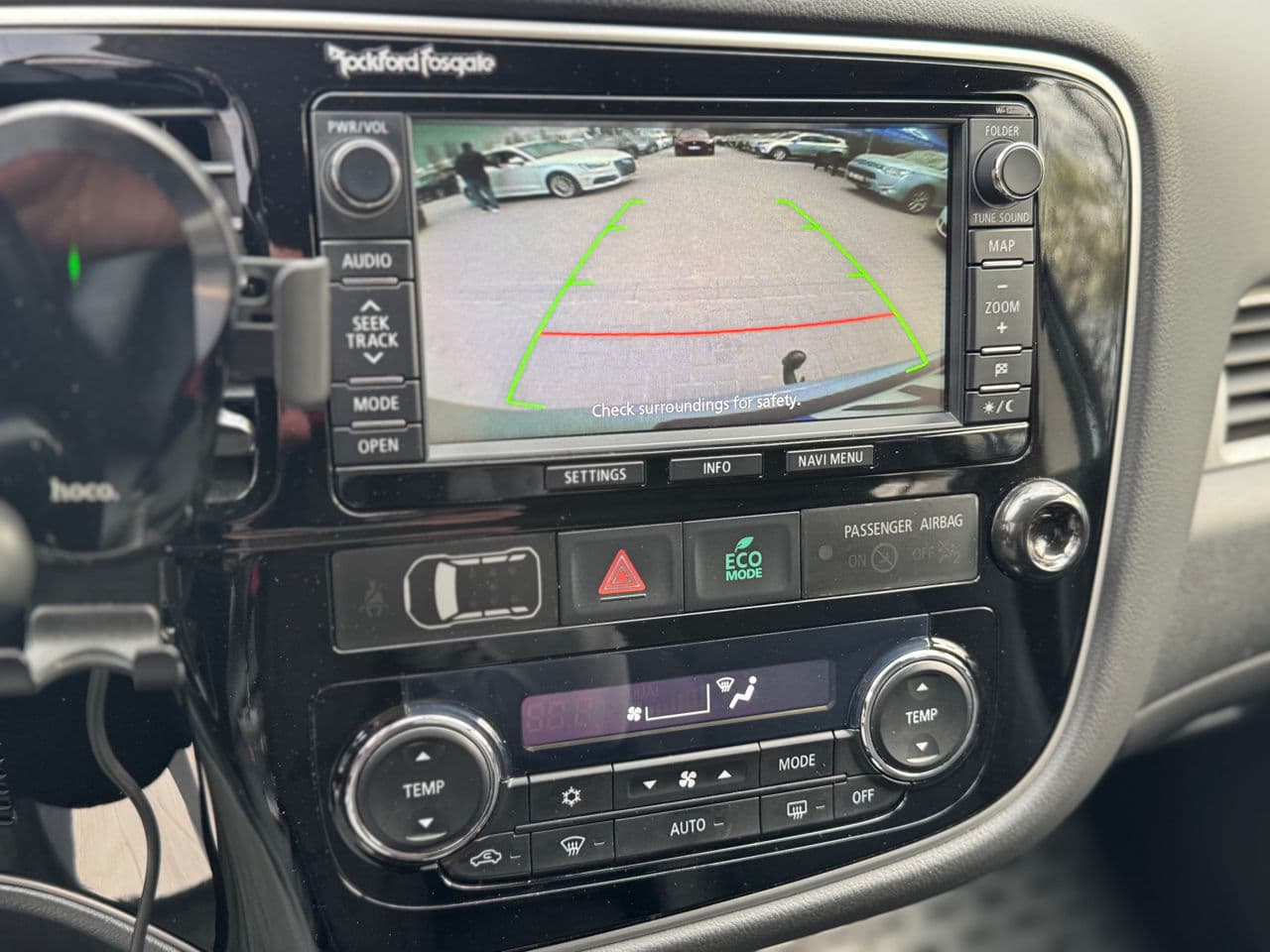 Mitsubishi Outlander 2014 — Миниатюра 13