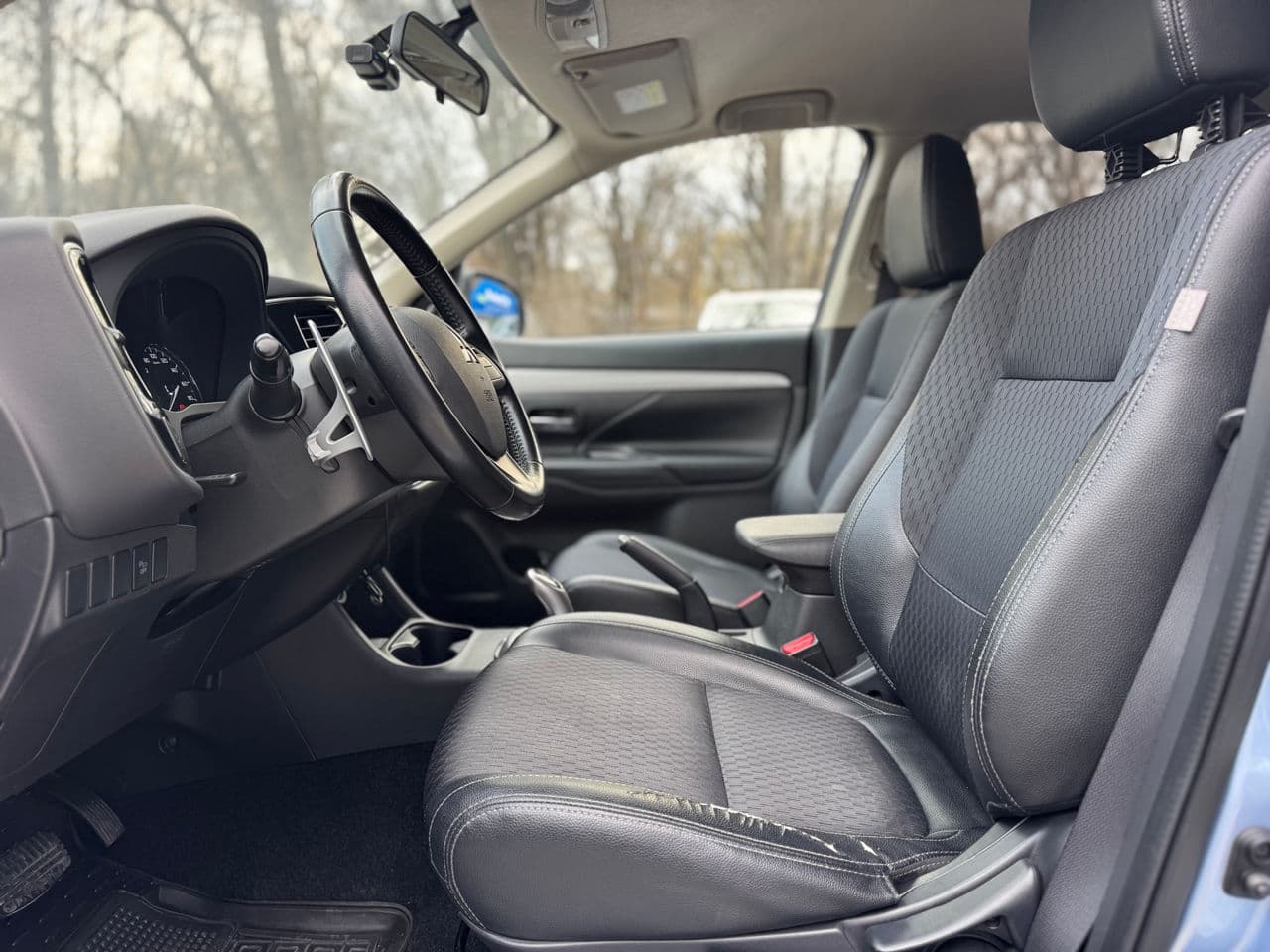Mitsubishi Outlander 2014 — Миниатюра 8