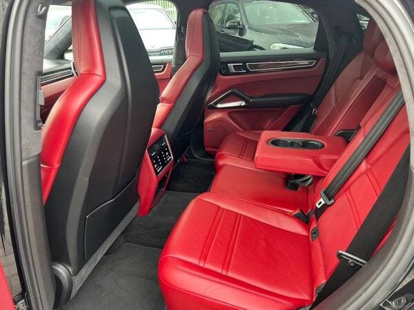 2019 Porsche Cayenne Turbo Coupe — Miniatură 19