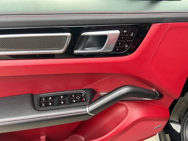 2019 Porsche Cayenne Turbo Coupe — Miniatură 17
