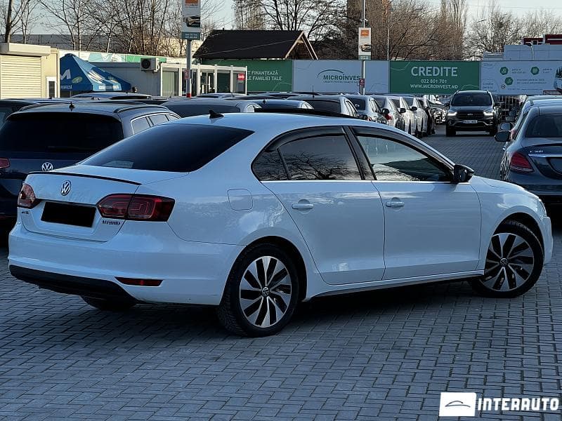 Volkswagen Jetta 2013 — Миниатюра 2