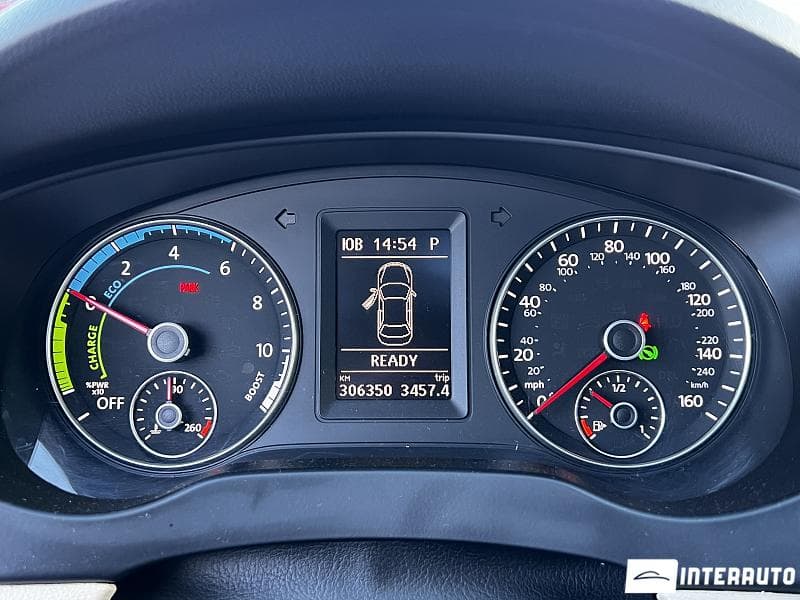 Volkswagen Jetta 2013 — Миниатюра 11