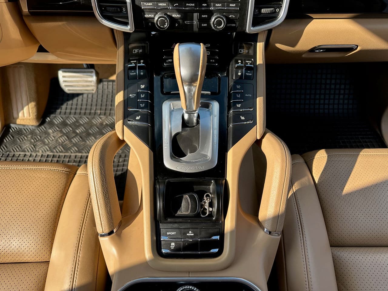 Porsche Cayenne S Hybrid 2014 — Миниатюра 12