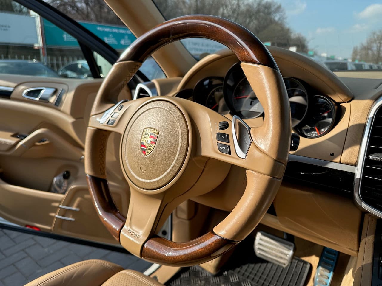 Porsche Cayenne S Hybrid 2014 — Миниатюра 8