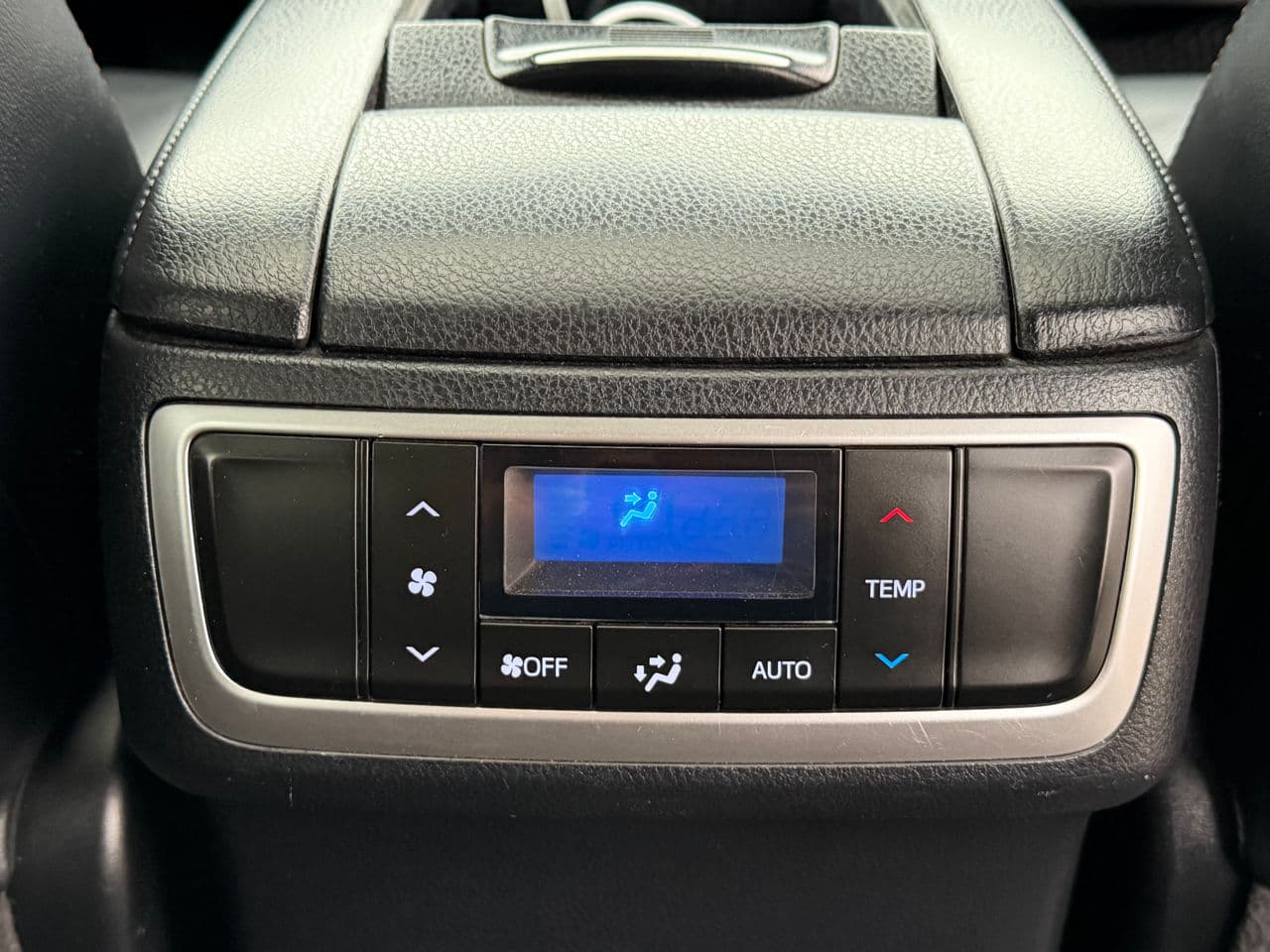 Toyota Highlander 2016 — Миниатюра 17