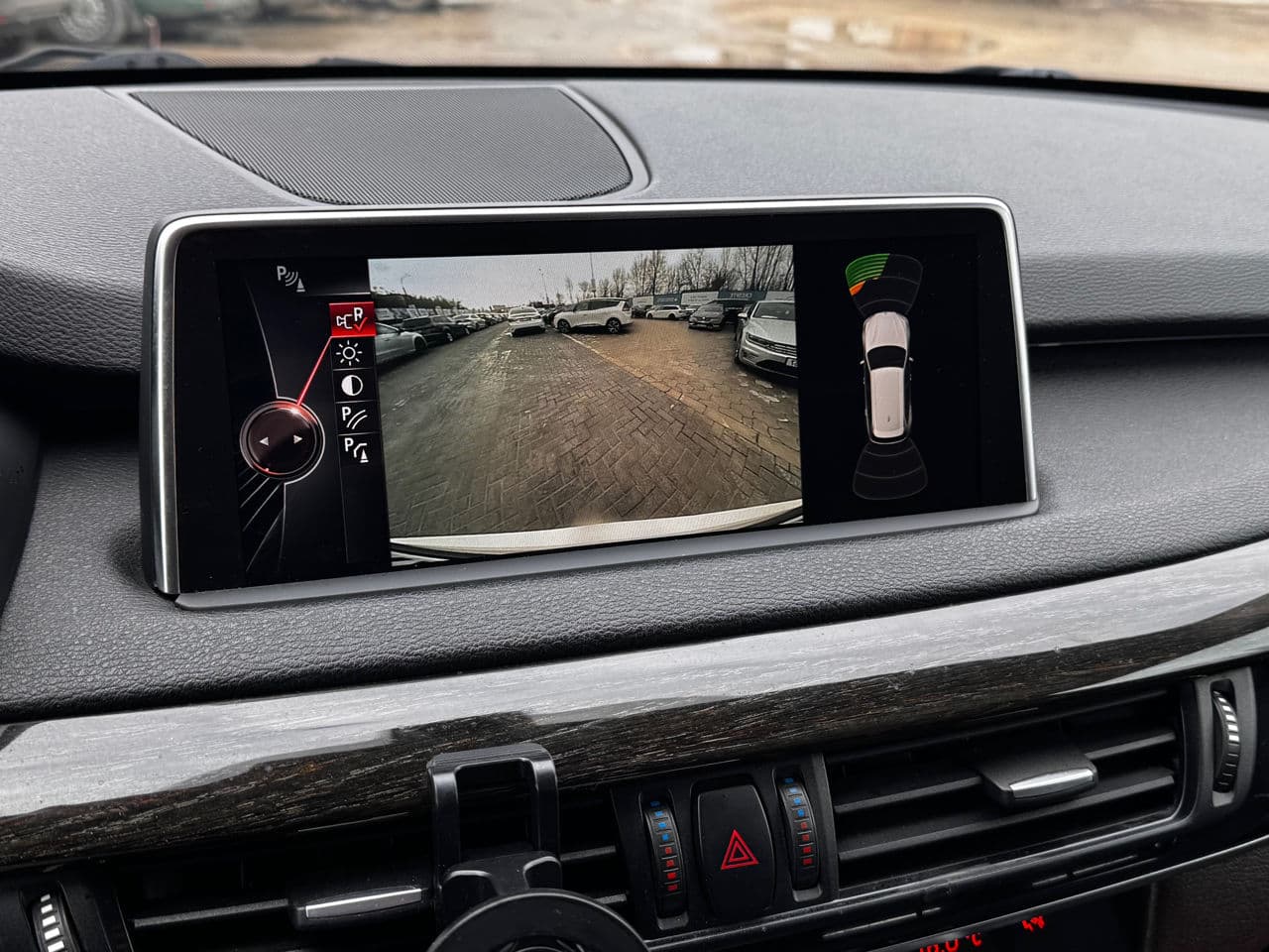 BMW X5 3.5i 2015 — Миниатюра 10