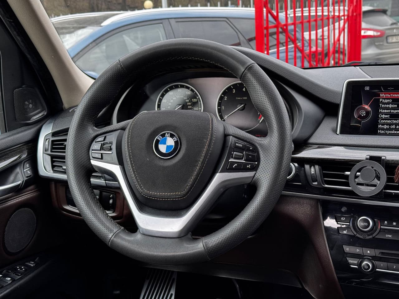 BMW X5 3.5i 2015 — Миниатюра 8