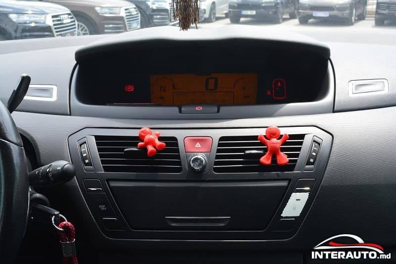 Citroen C4 Picasso 2009 — Миниатюра 12