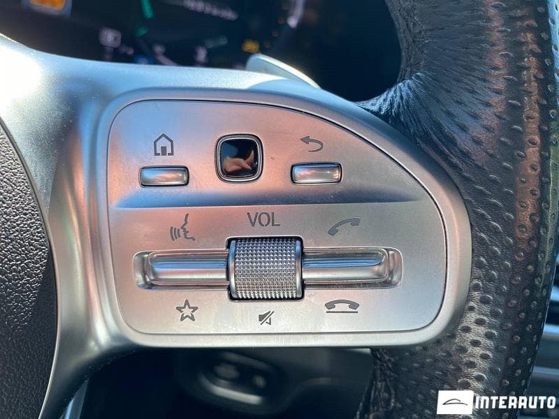 Mercedes GLE 300d 2019 — Миниатюра 11