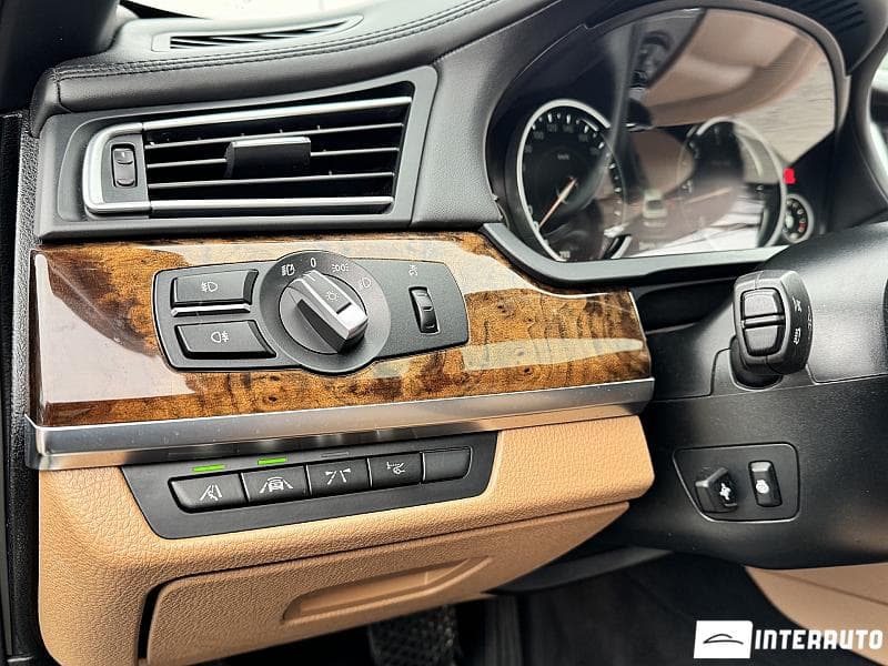 BMW 740 2013 — Миниатюра 21