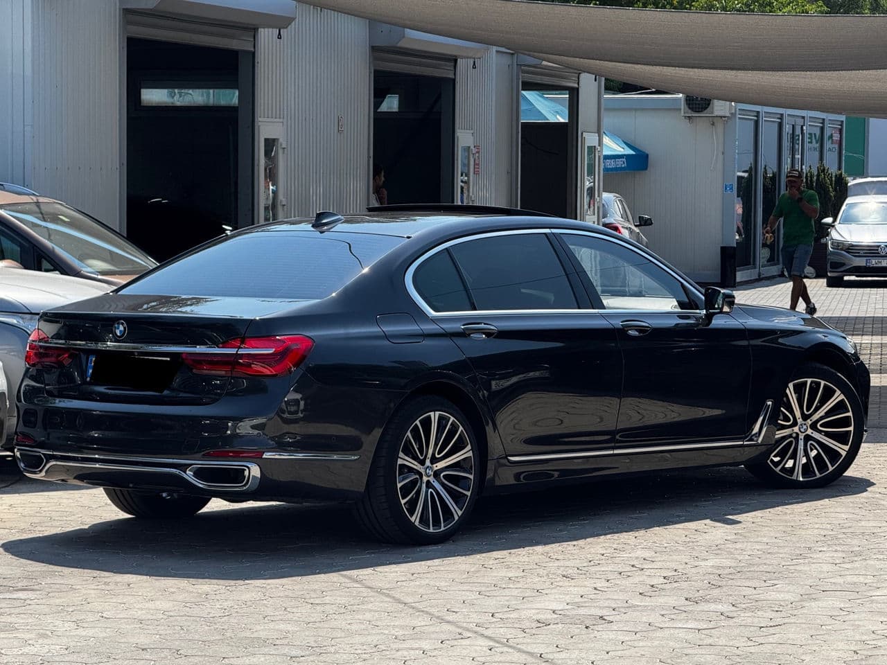BMW 730 2015 — Миниатюра 4