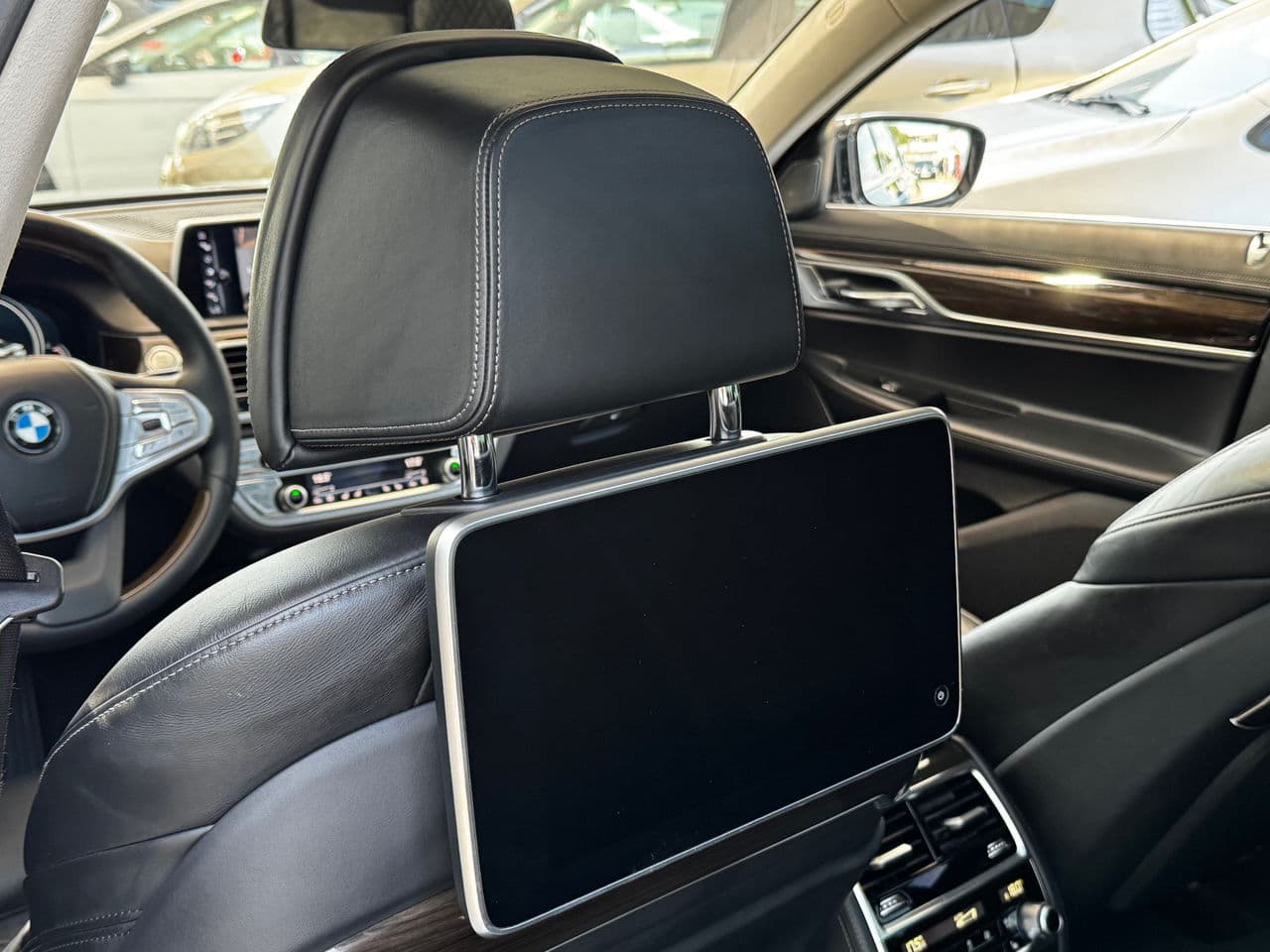 BMW 730 2015 — Миниатюра 21