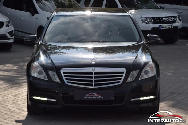 2012 Mercedes E 220 — Miniatură 2