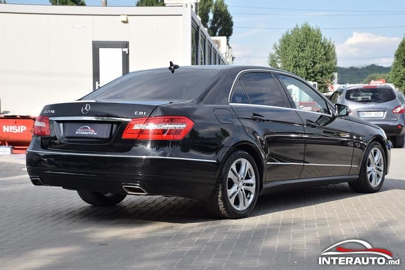 2012 Mercedes E 220 — Miniatură 6