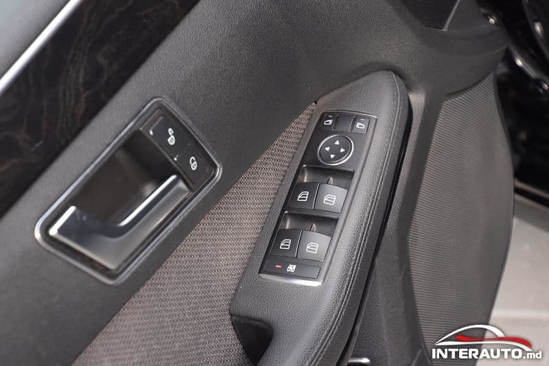 2012 Mercedes E 220 — Miniatură 13