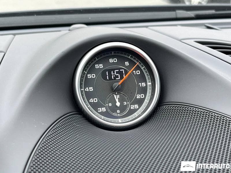 2016 Porsche Cayenne — Miniatură 9