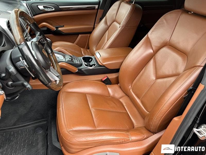 2016 Porsche Cayenne — Miniatură 5
