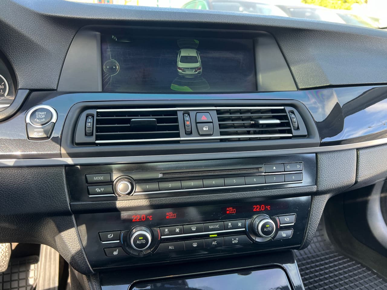 BMW 525 2012 — Миниатюра 9
