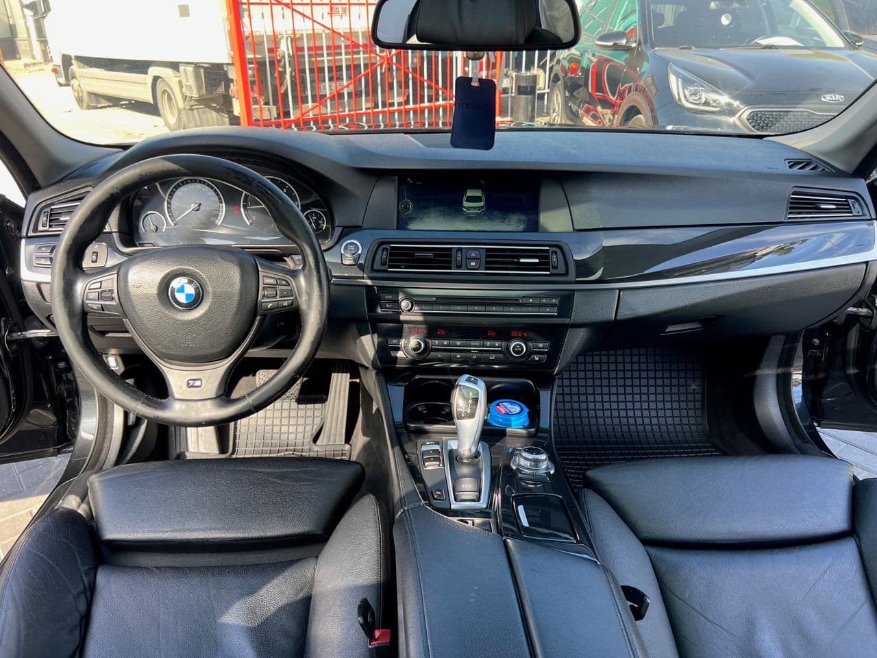 BMW 525 2012 — Миниатюра 7