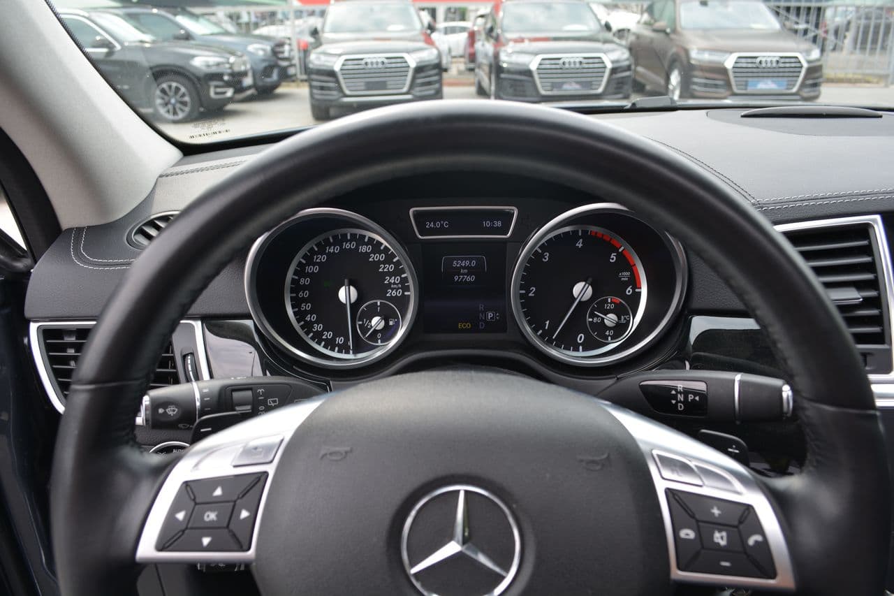 Mercedes GL 350 2013 — Миниатюра 13