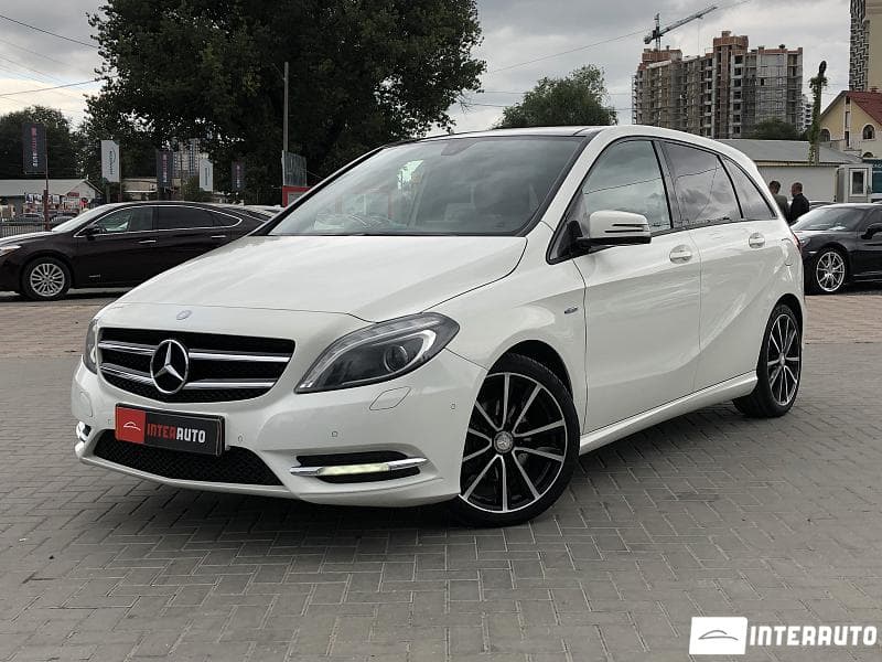 2012 Mercedes B 180 — Miniatură 2