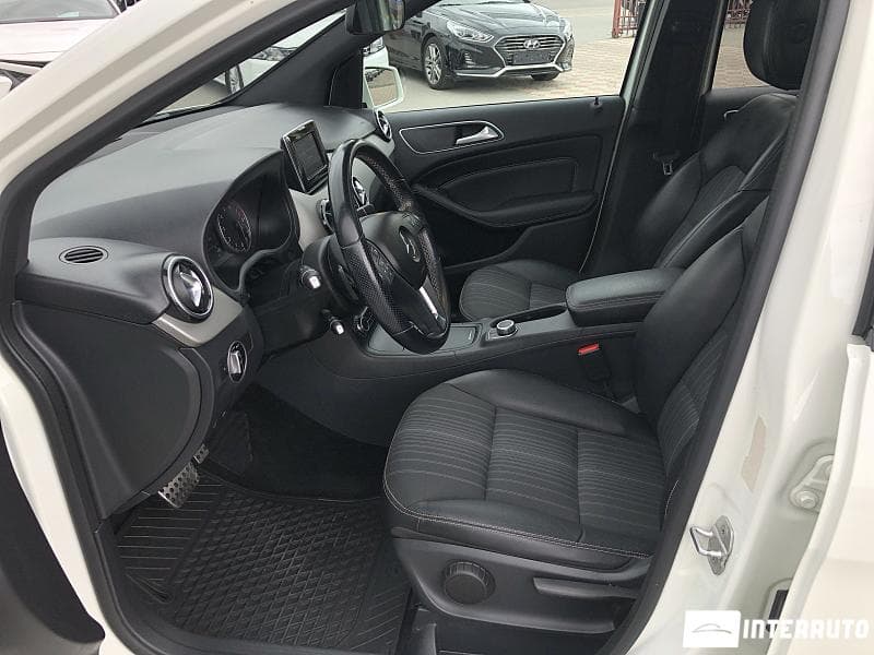2012 Mercedes B 180 — Miniatură 9