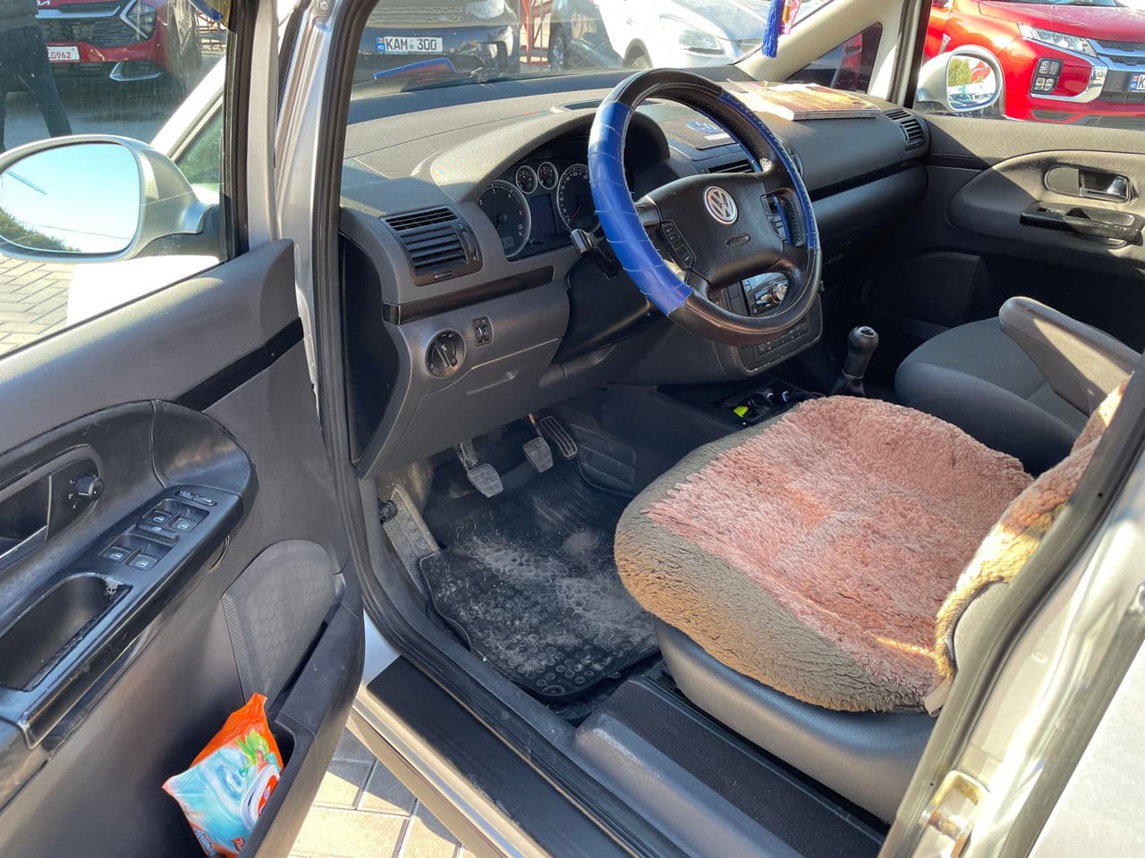 Volkswagen Sharan 2006 — Миниатюра 7