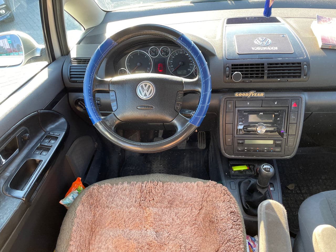 Volkswagen Sharan 2006 — Миниатюра 9