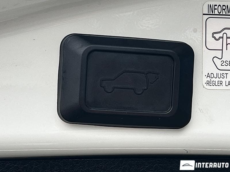 Toyota Rav-4 2016 — Миниатюра 20