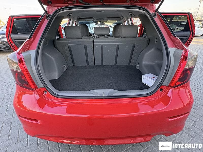 Toyota Matrix 2010 — Миниатюра 18