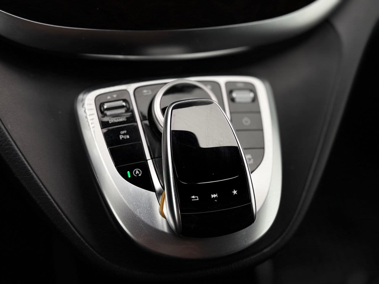 Mercedes V 250 2019 — Миниатюра 19
