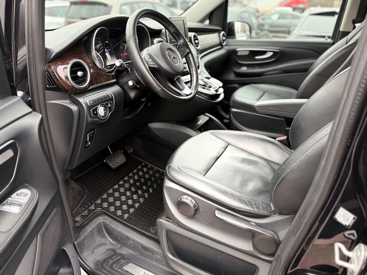 Mercedes V 250 2019 — Миниатюра 7
