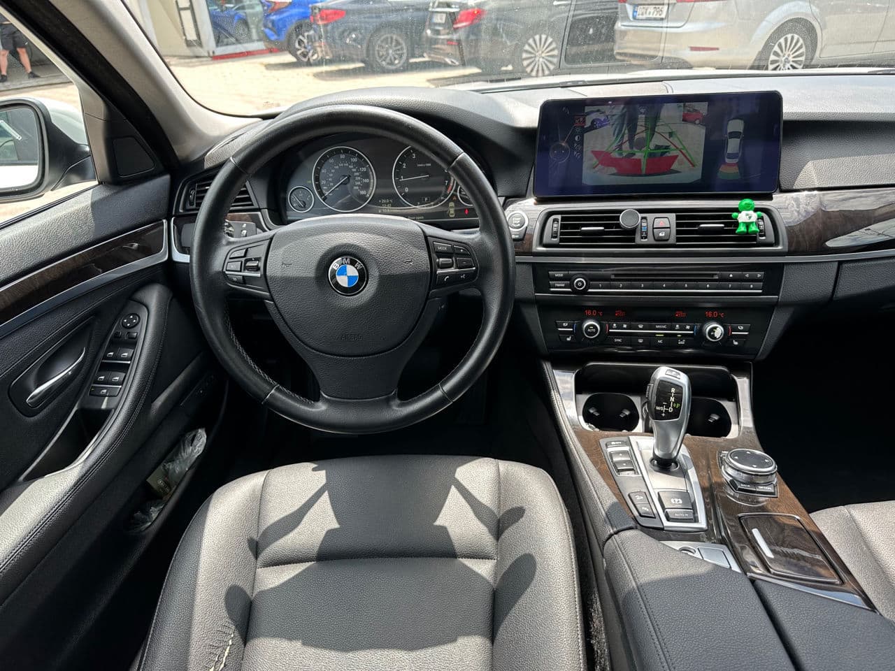 BMW 528 2014 — Миниатюра 8