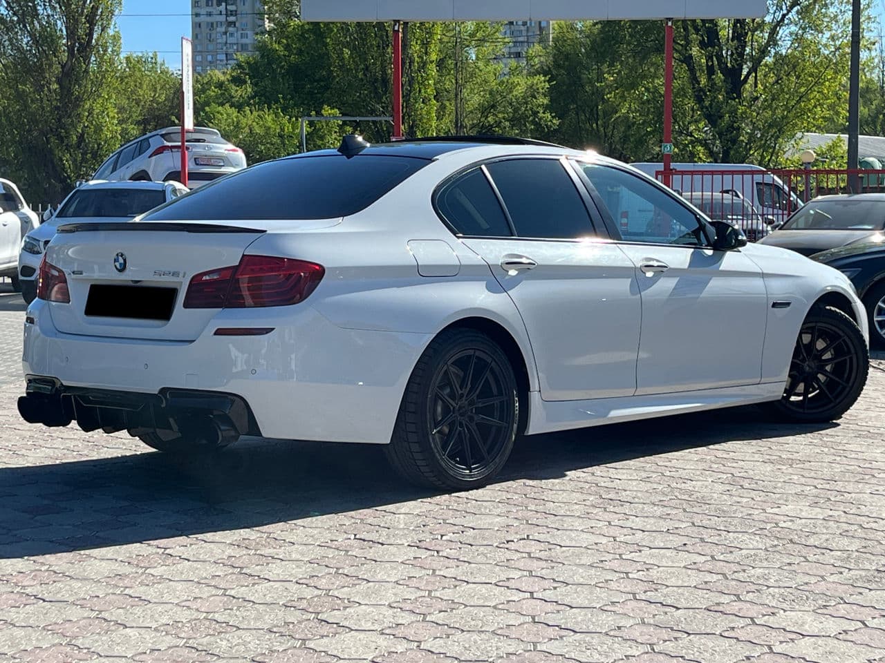 BMW 528 2014 — Миниатюра 2