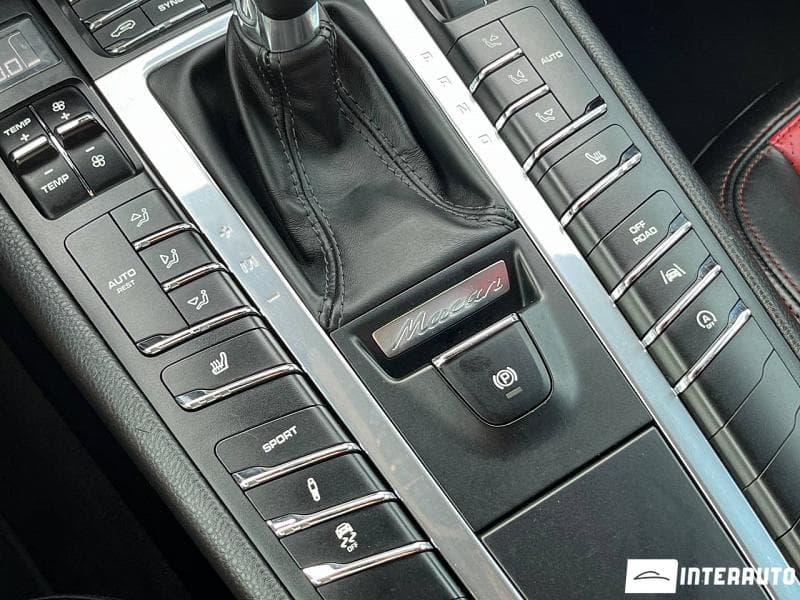 2018 Porsche Macan — Miniatură 16